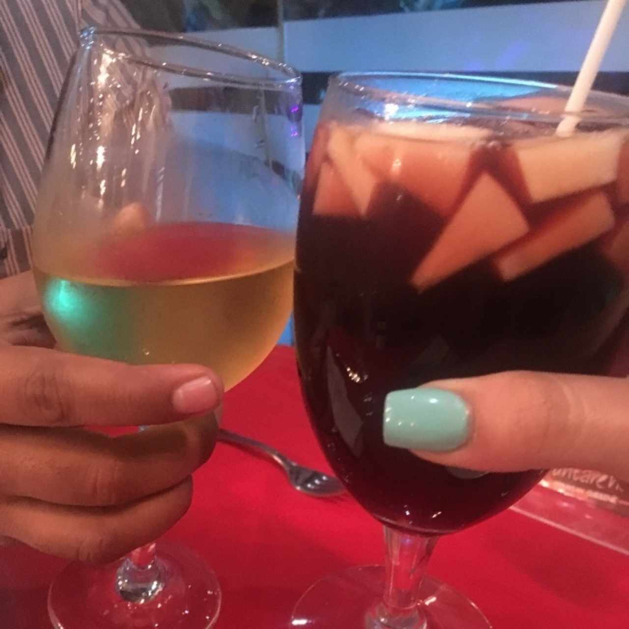 vino boanco y sangria