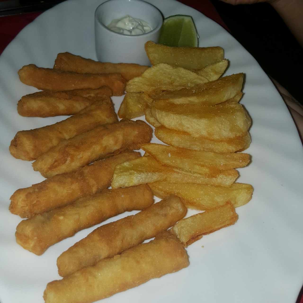 Deditos de pescado con yuca