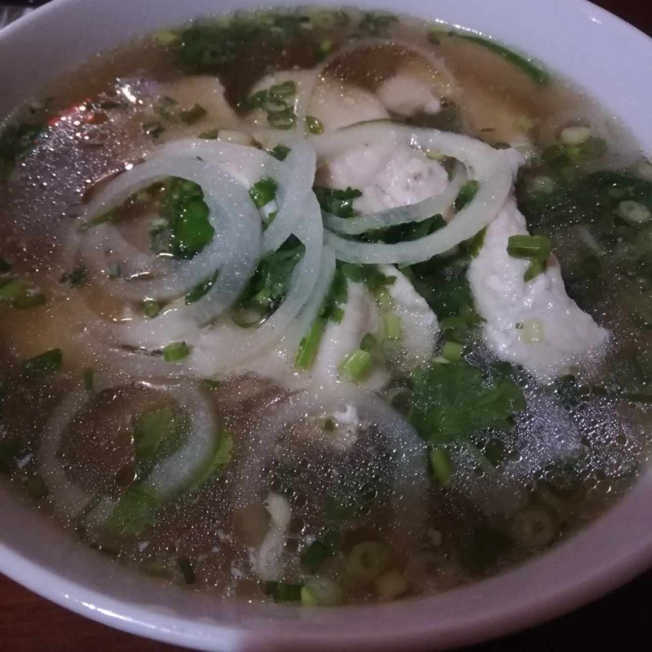 Pho Tái (Sopa de res) 