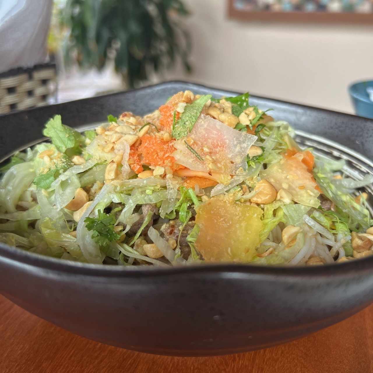 Bún Bó Nam Bo Fideos de arroz con carne salteada