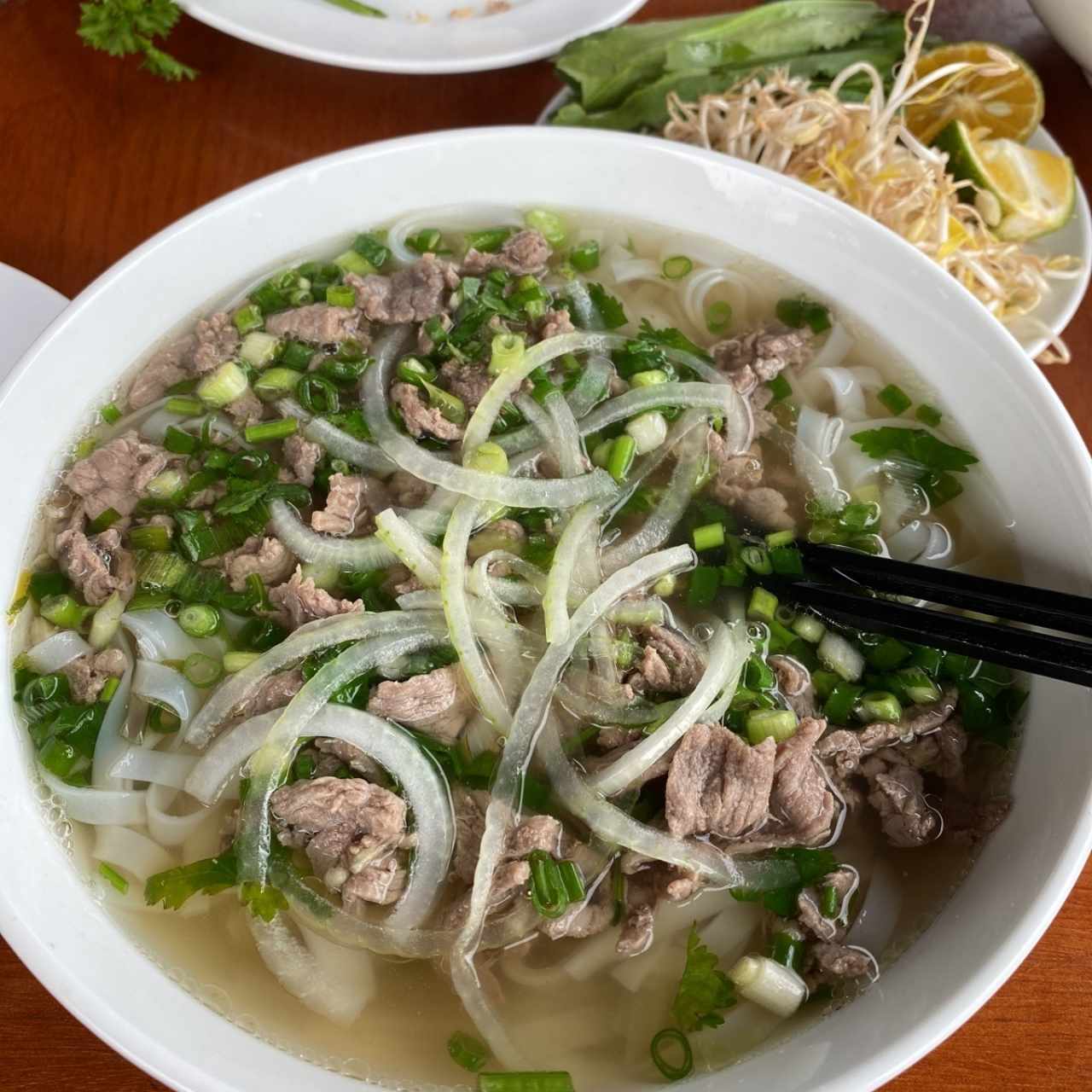 Pho Xáo Bó (Fideo pho salteado con res)