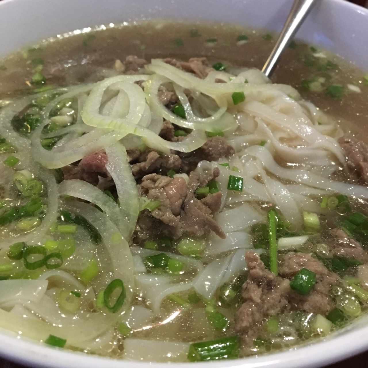 phô de carne salteada