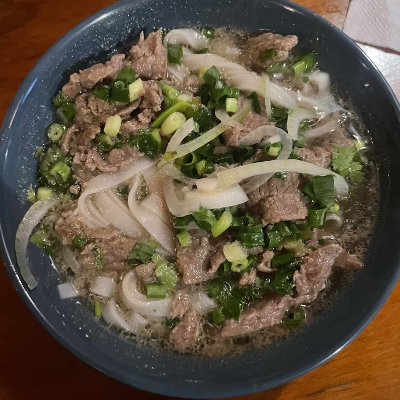 Pho Tái Sopa de res salteada con jengibre