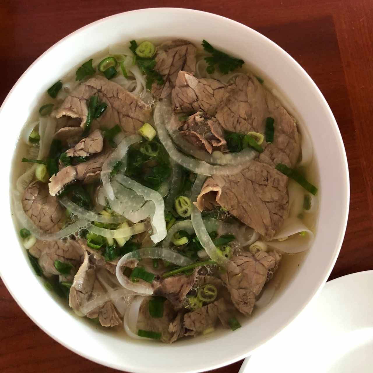 Pho Tái Sopa de res salteada 