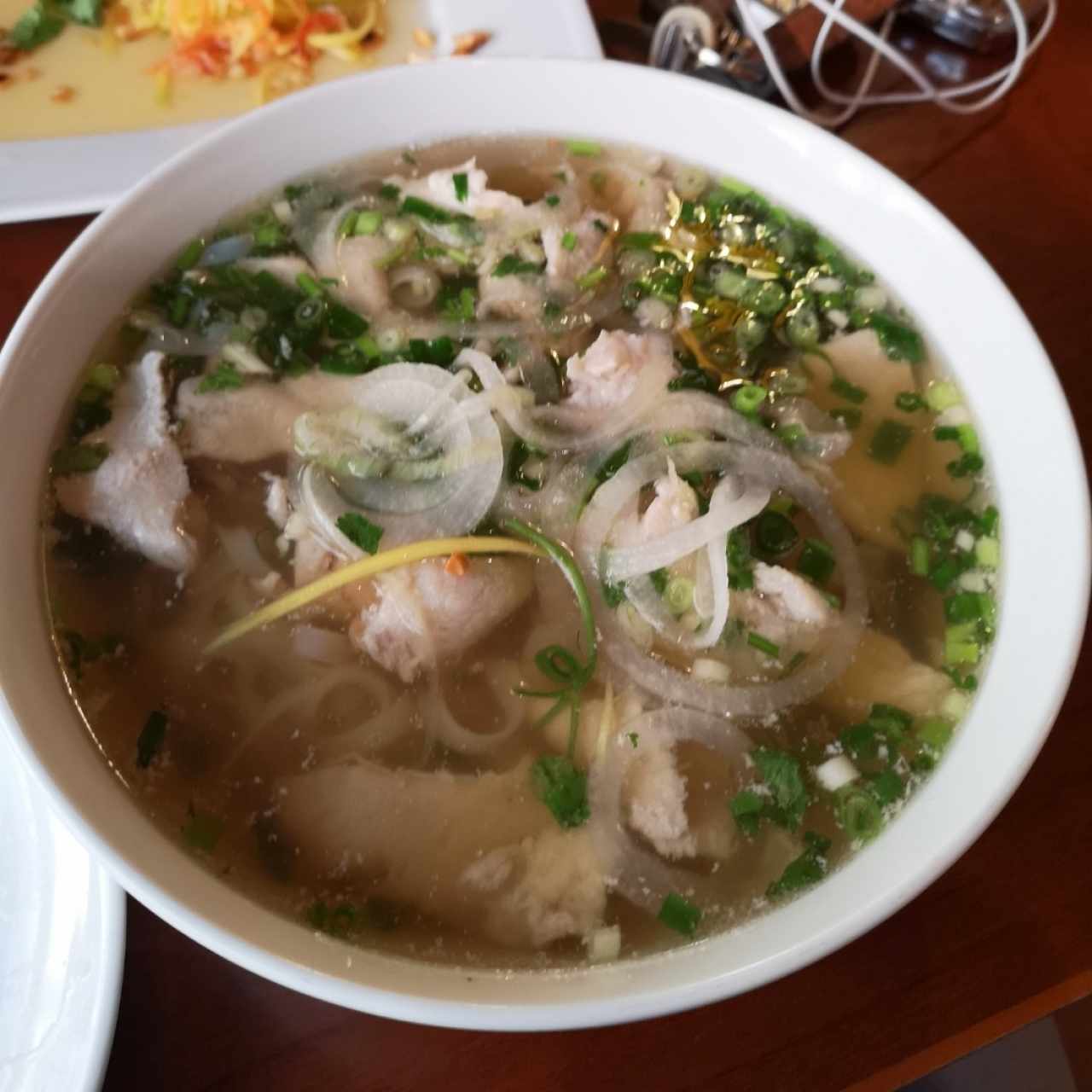 sopa de pollo