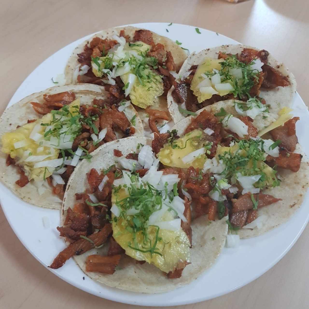 Racion de tacos al pastor