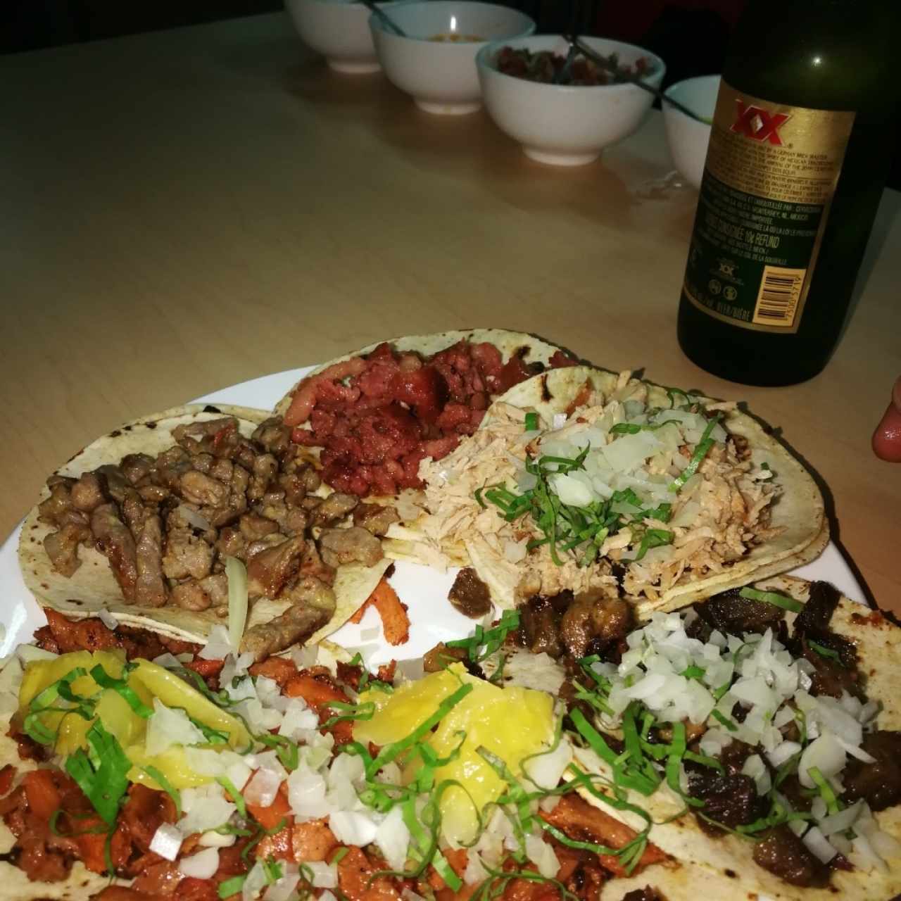 tacos  al pastor, carnitas, pollo, chuleta, chorizo