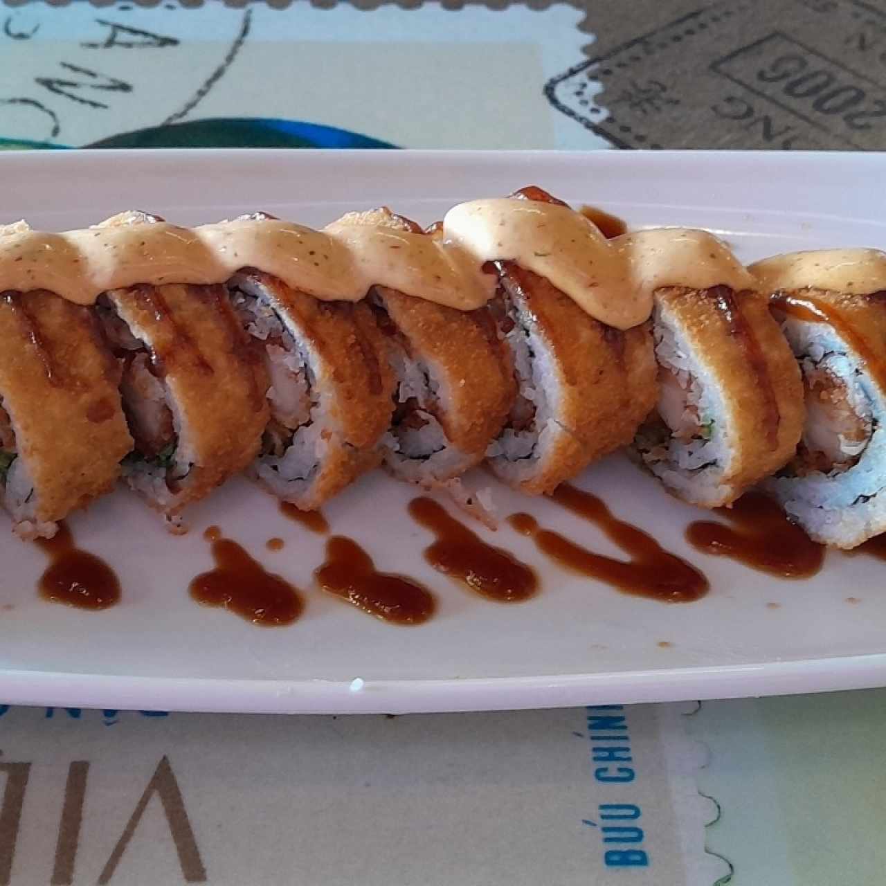 sushi frito con camaron