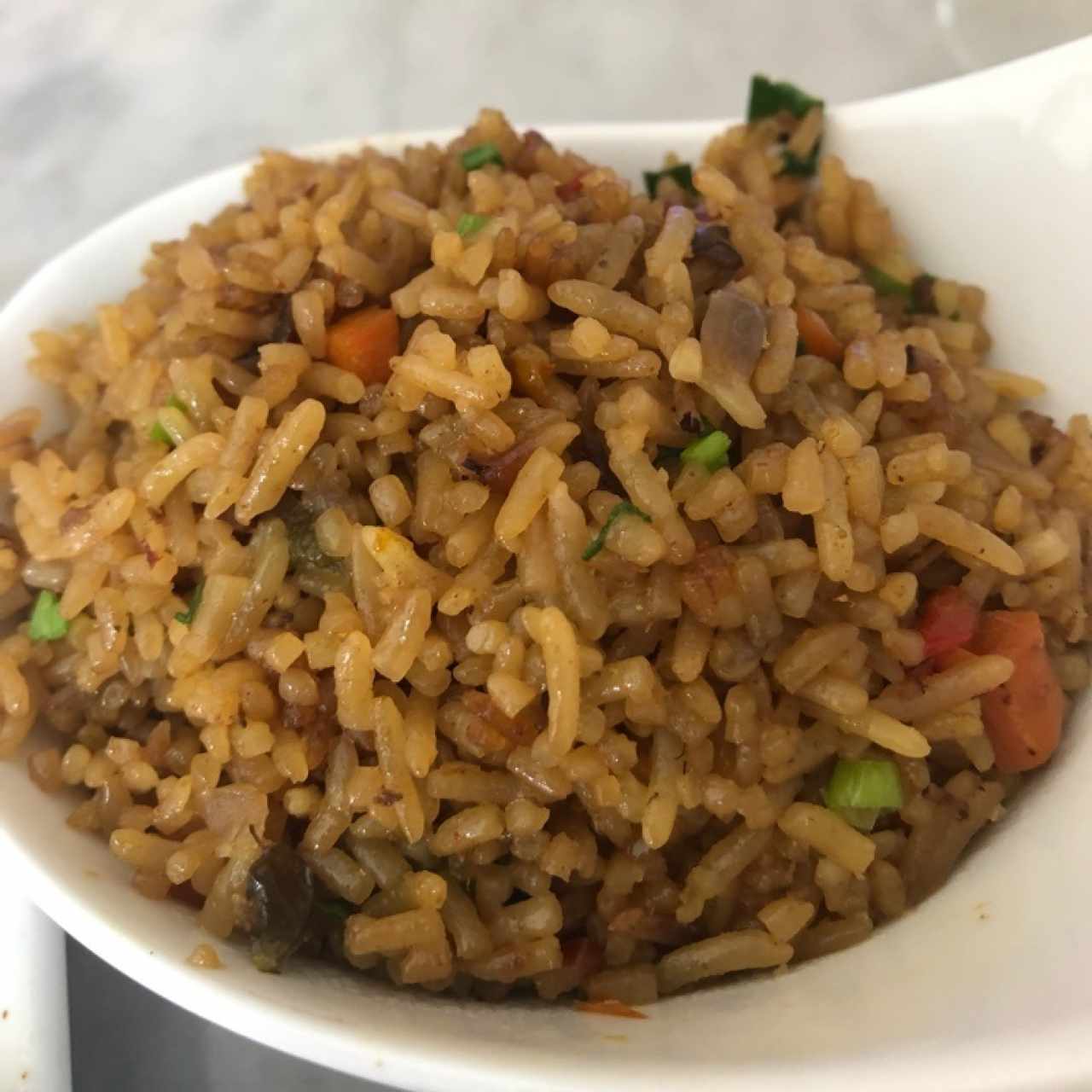 arroz tipo yakimeshi