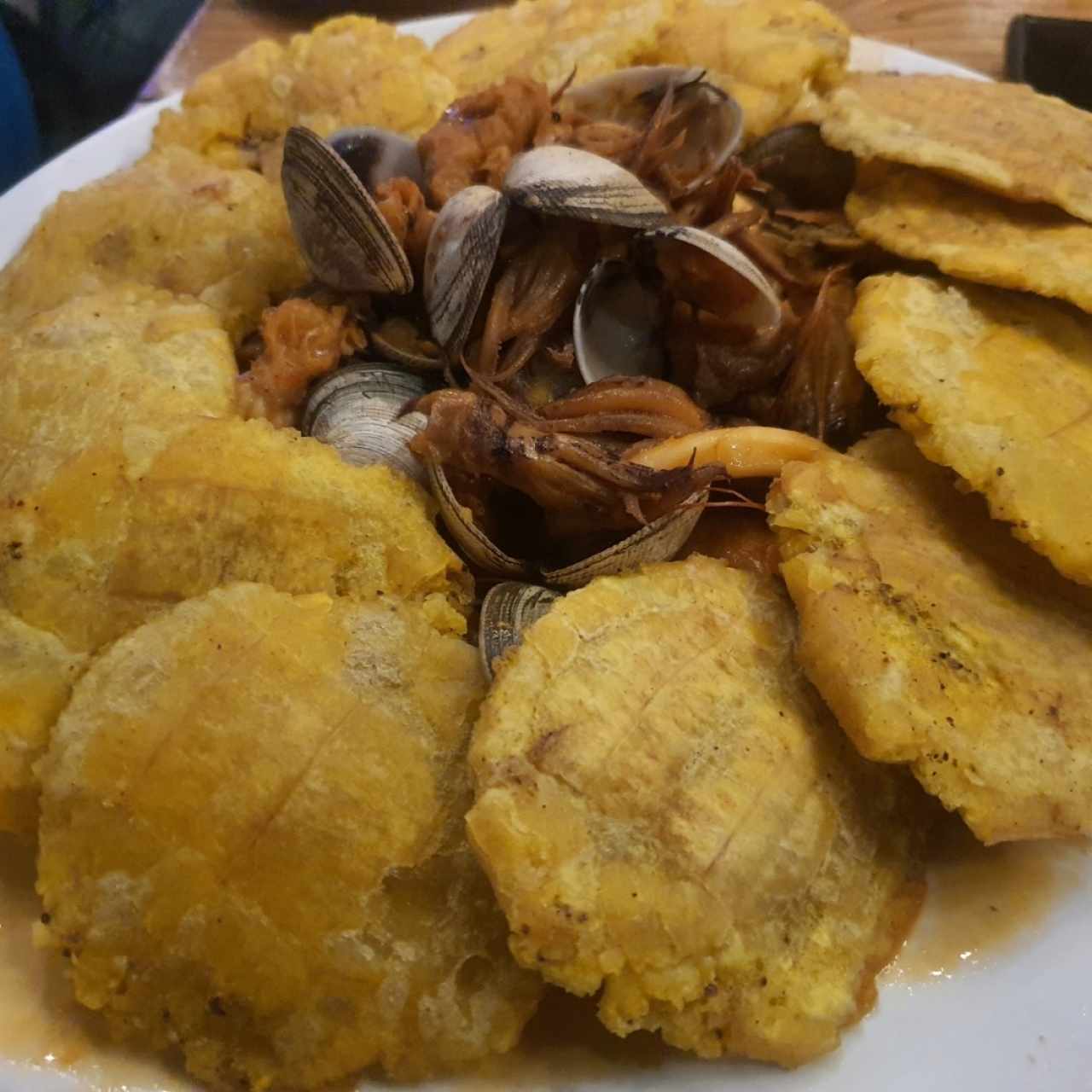 picada de mariscos 