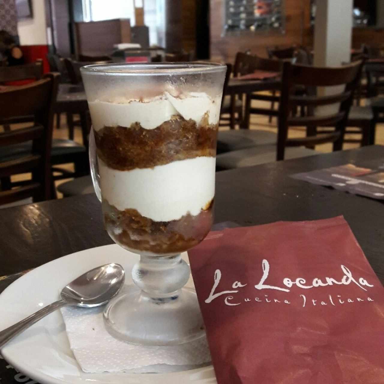 postre tiramisú