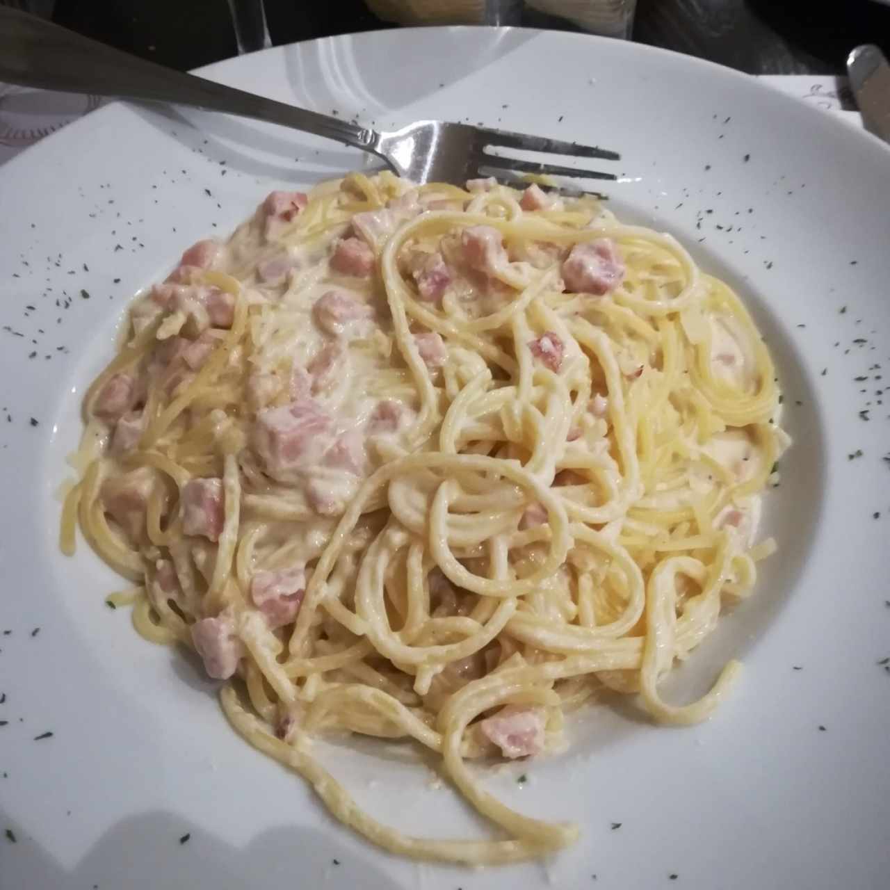 spaghetti en salsa Alfredo