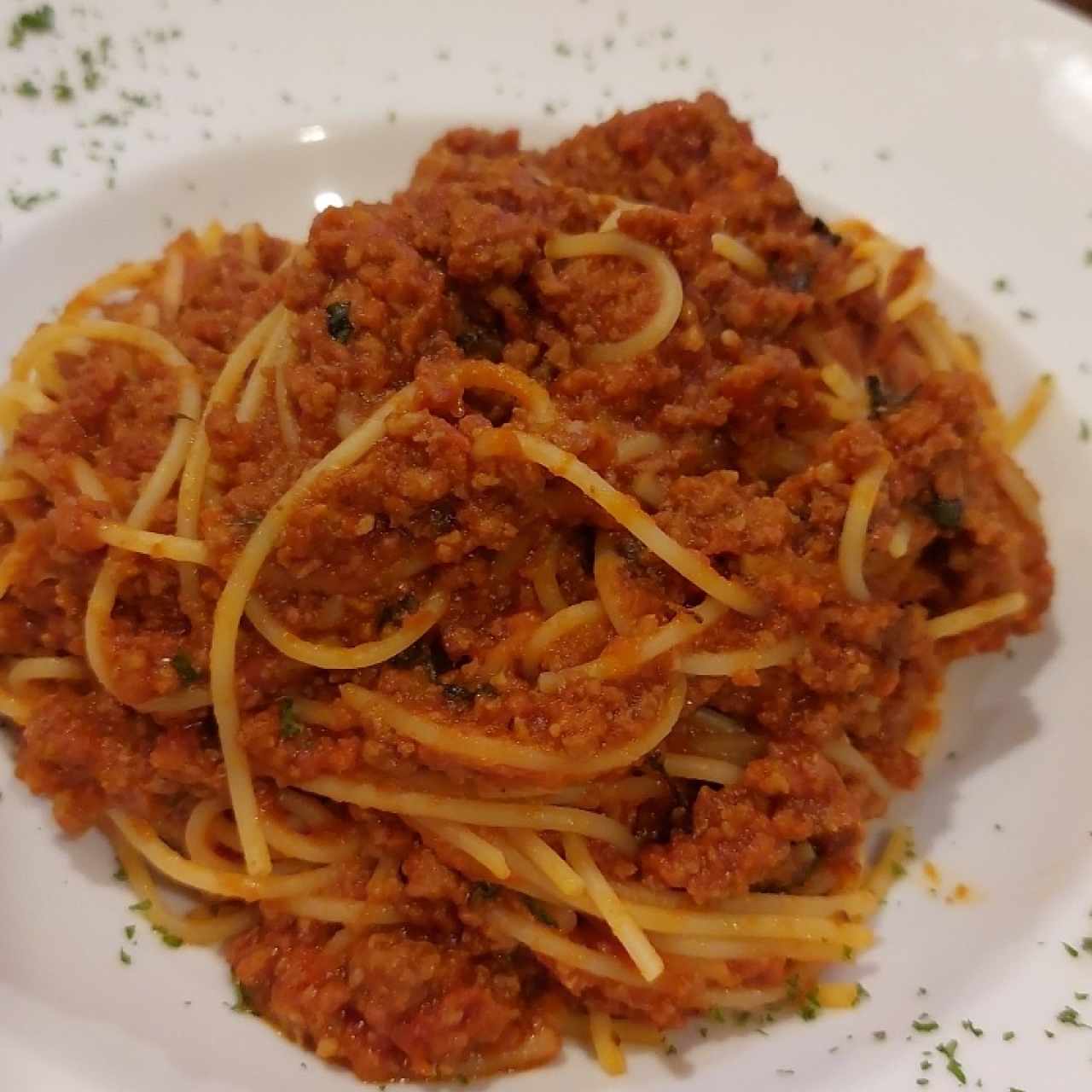 spaguetti al pomodoro