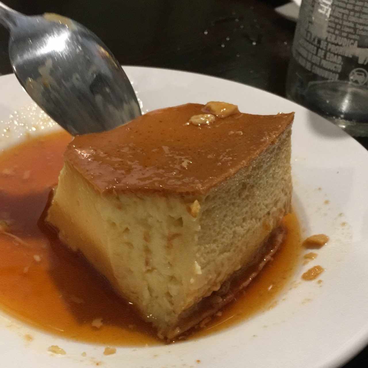 Flan (para compartir) muy buena porción