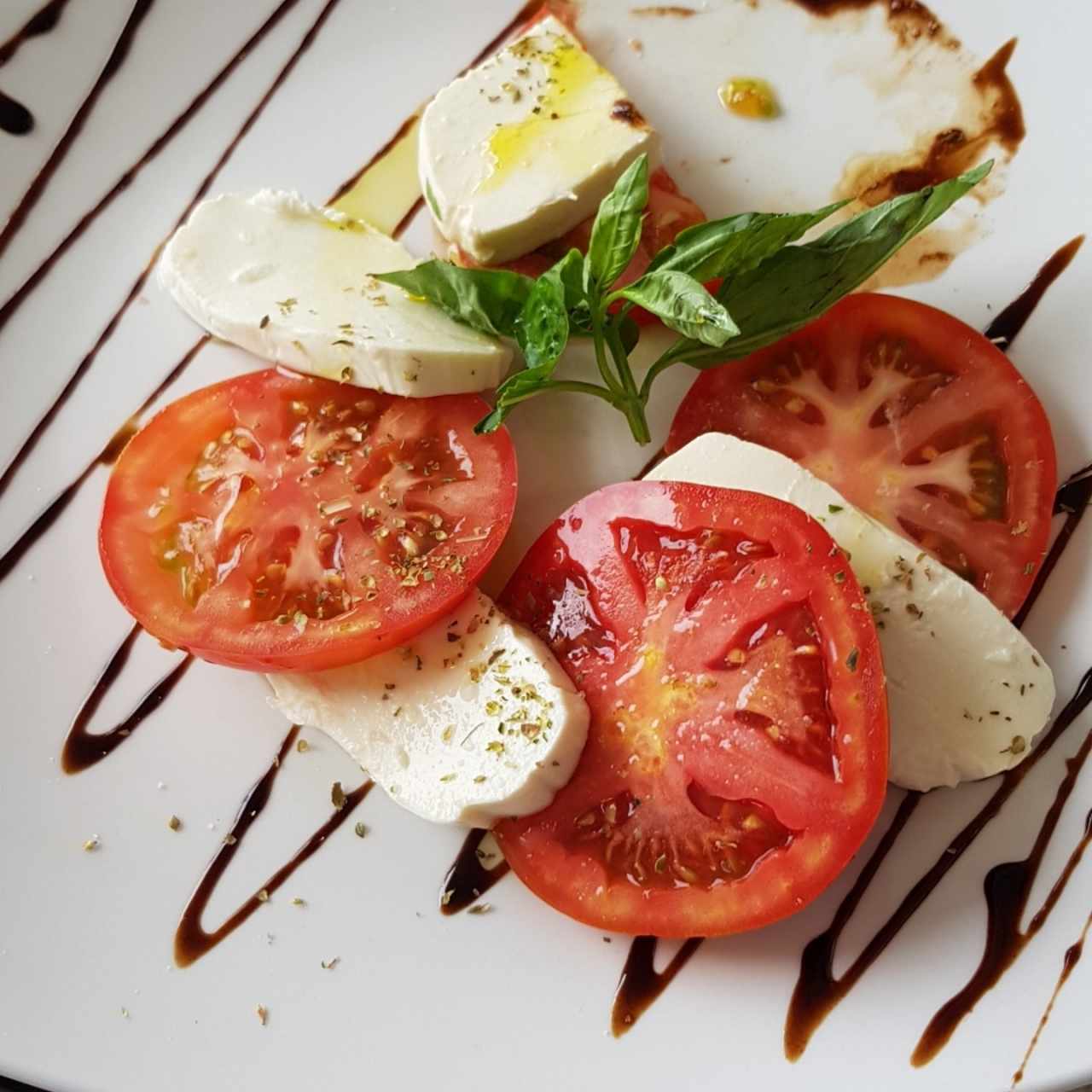 Ensaladas - Insalata caprese