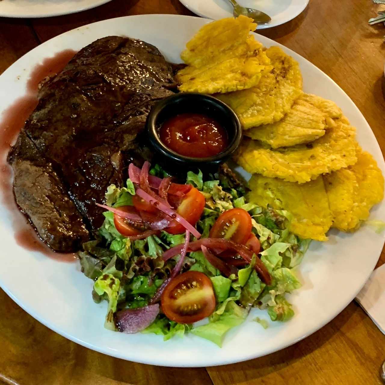 Filete de Res en Salsa Malbec muy bueno.  Buenisimo