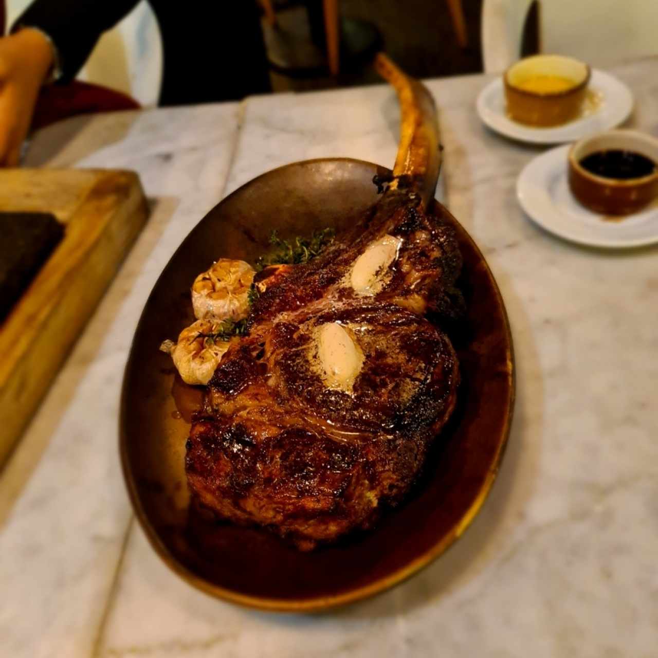 Tomahawk Dry Aged 45 Days 32 Oz