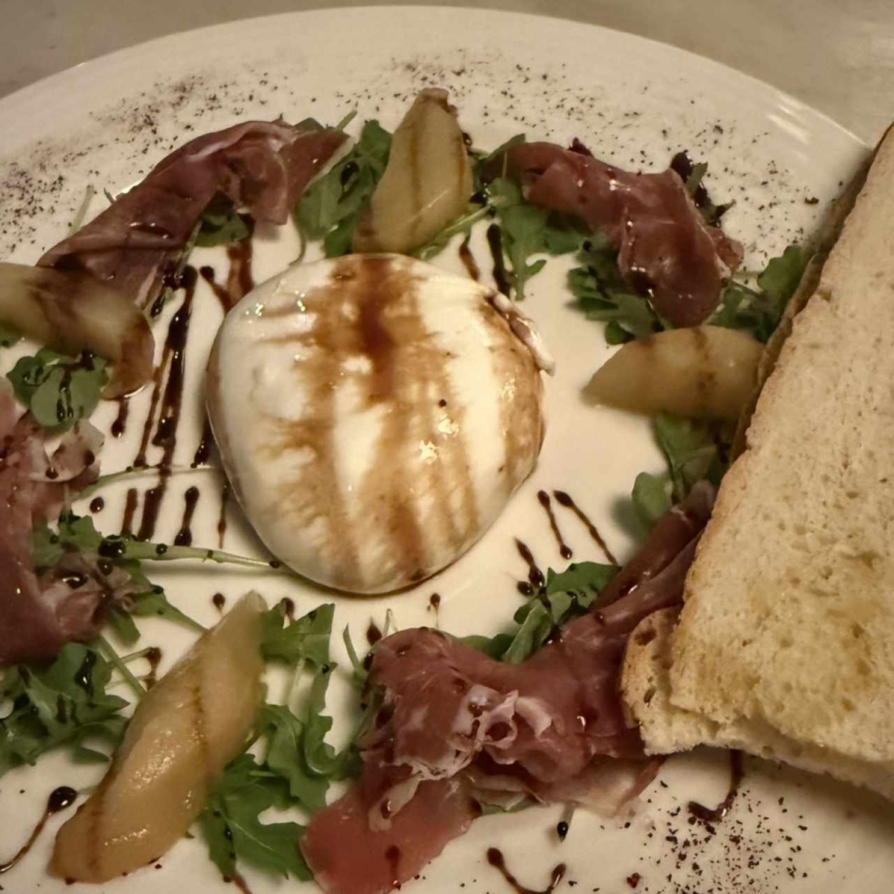 Burrata salad