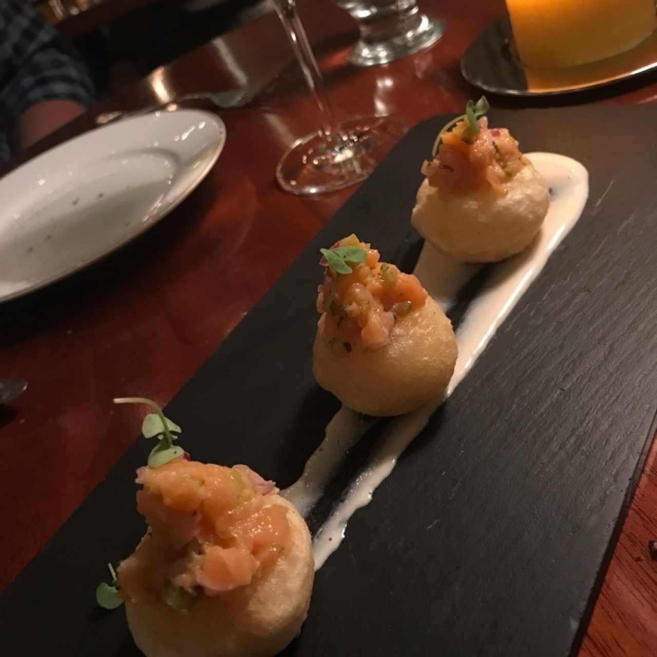 carimañolas de salmon