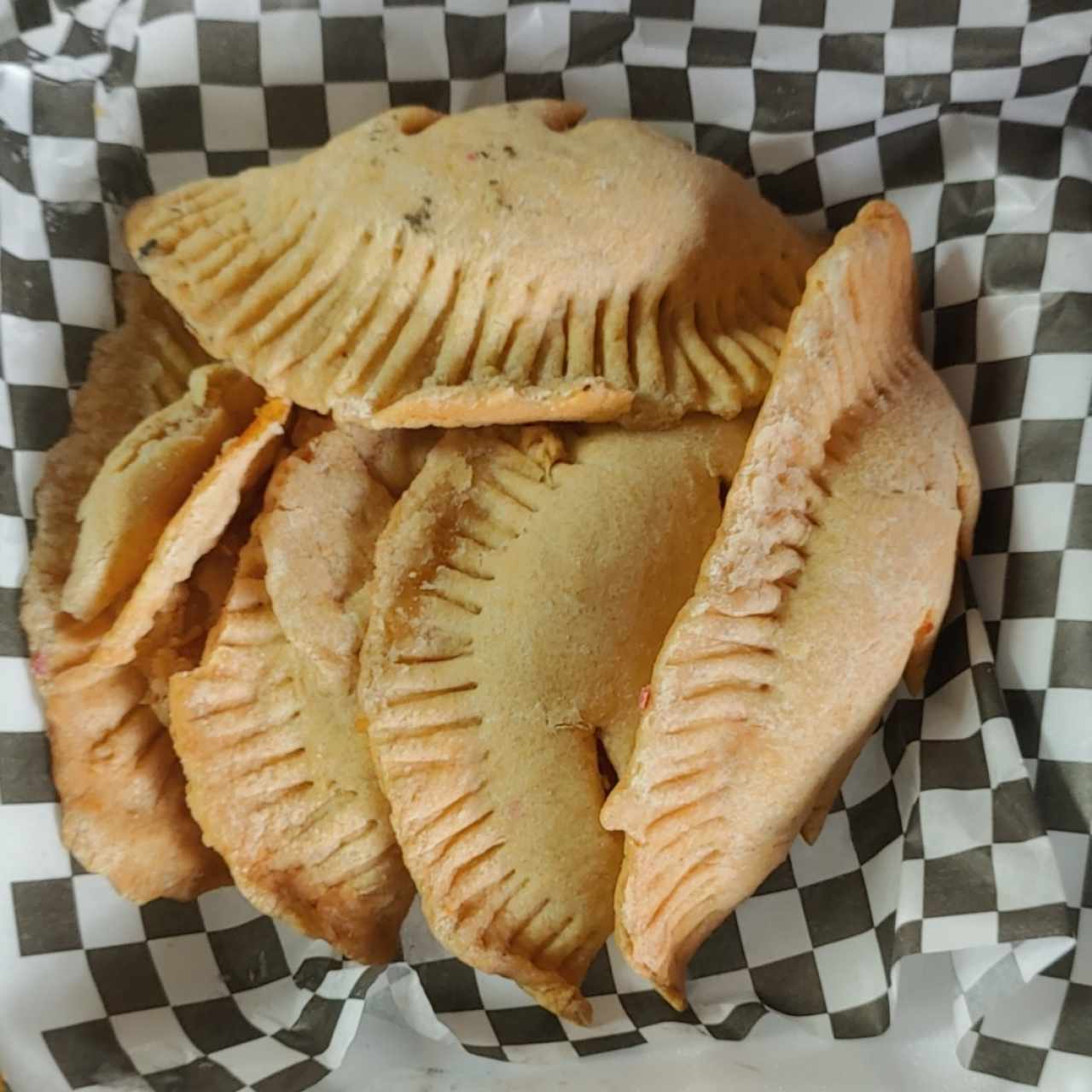 empanadas de piñas