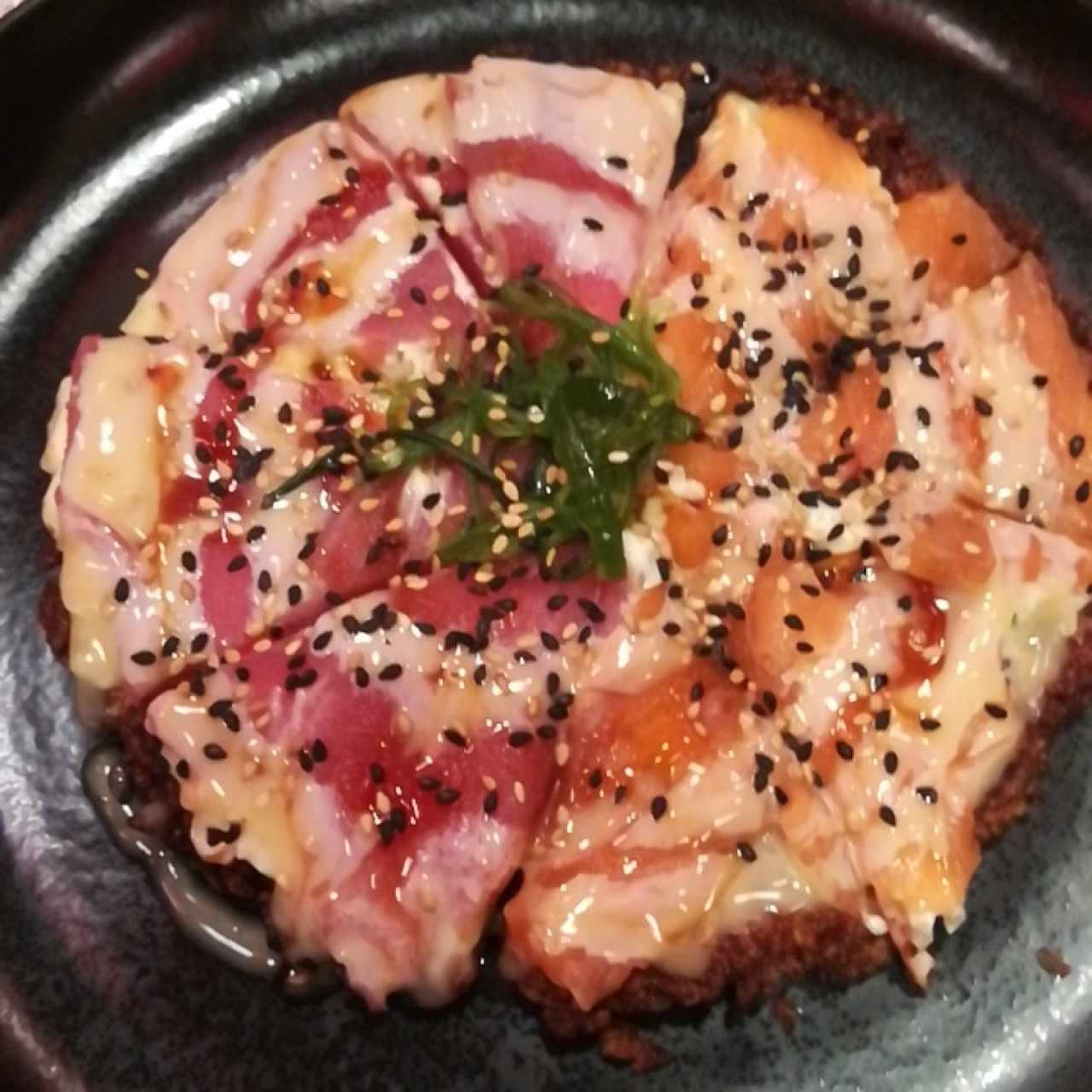 Sushi pizza