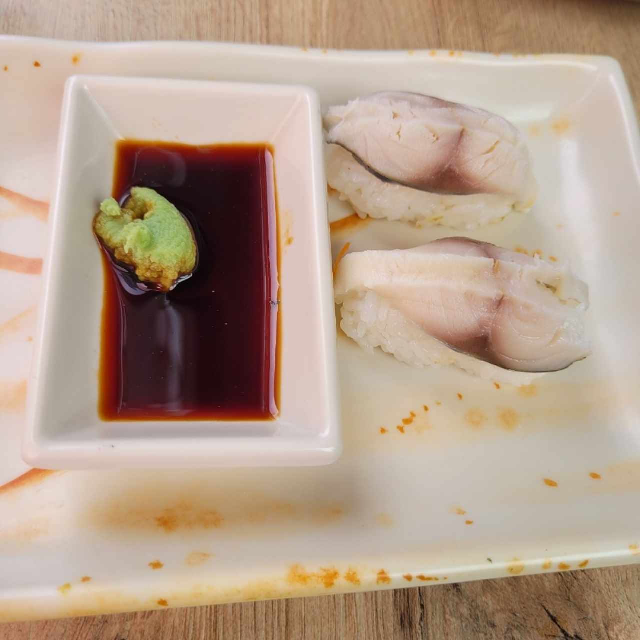 Nigiri sushi - Makarela