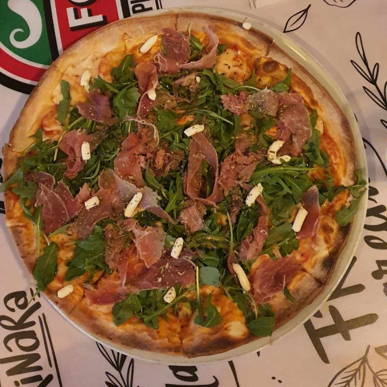 Pizza romana tamaño mediano