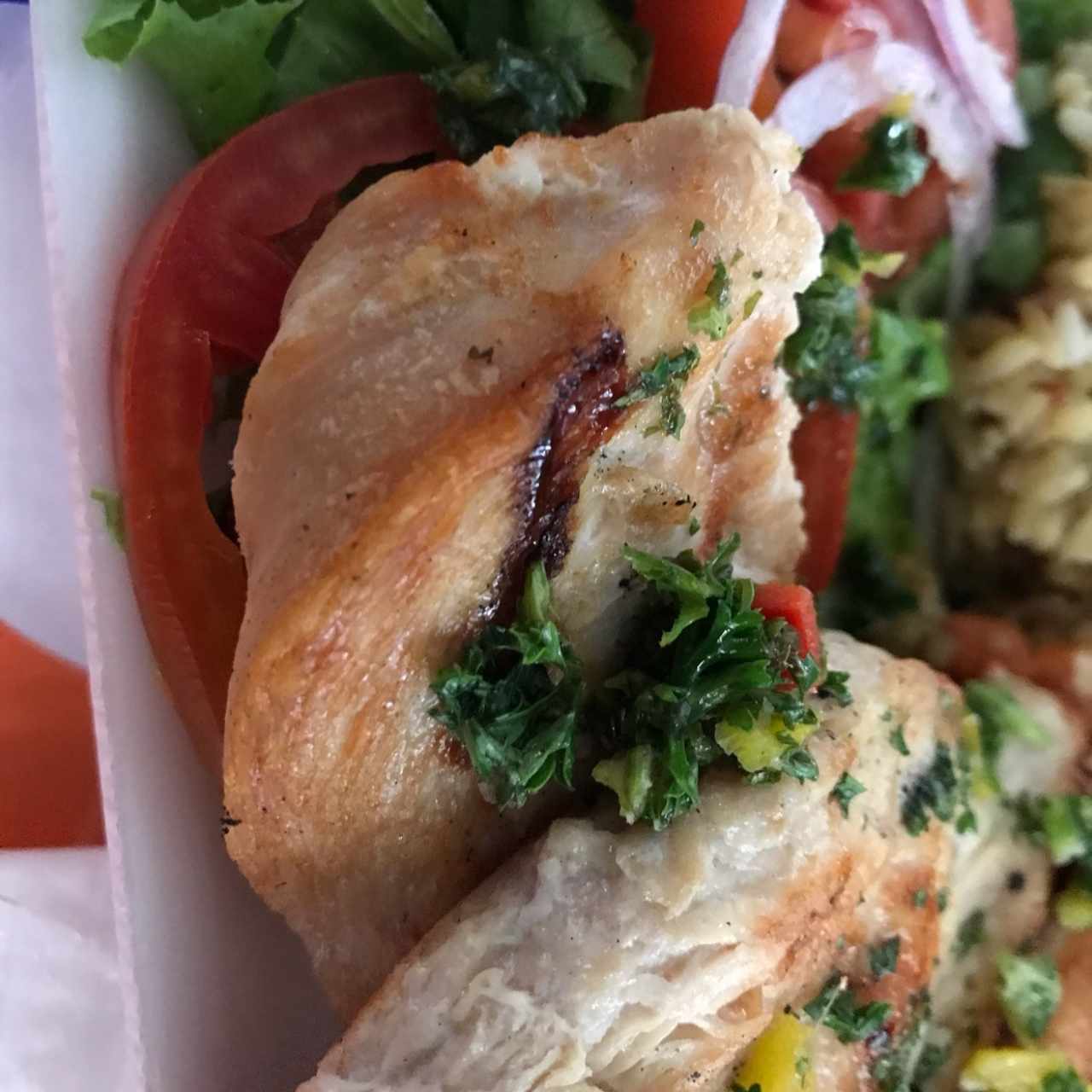 pollo con ensalada verde 