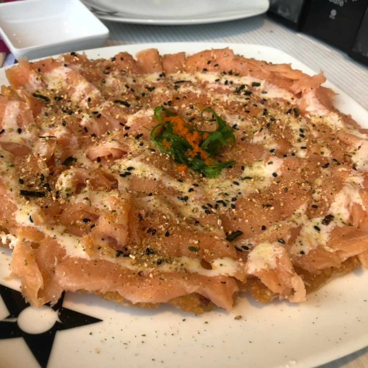 pizzeta de salmon ahumado 