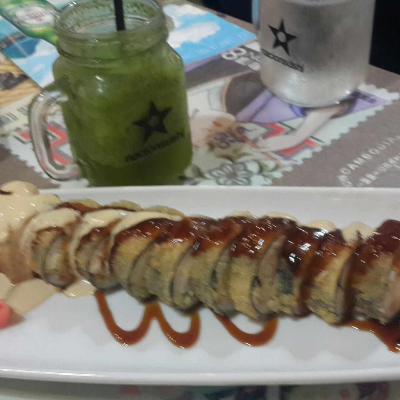 limonada de hierbabuena y sushi soy nacion