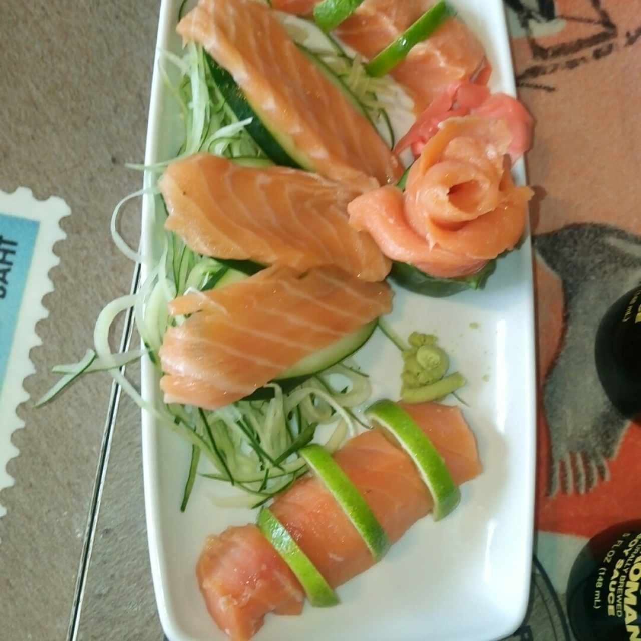 Sashimi de salmón 