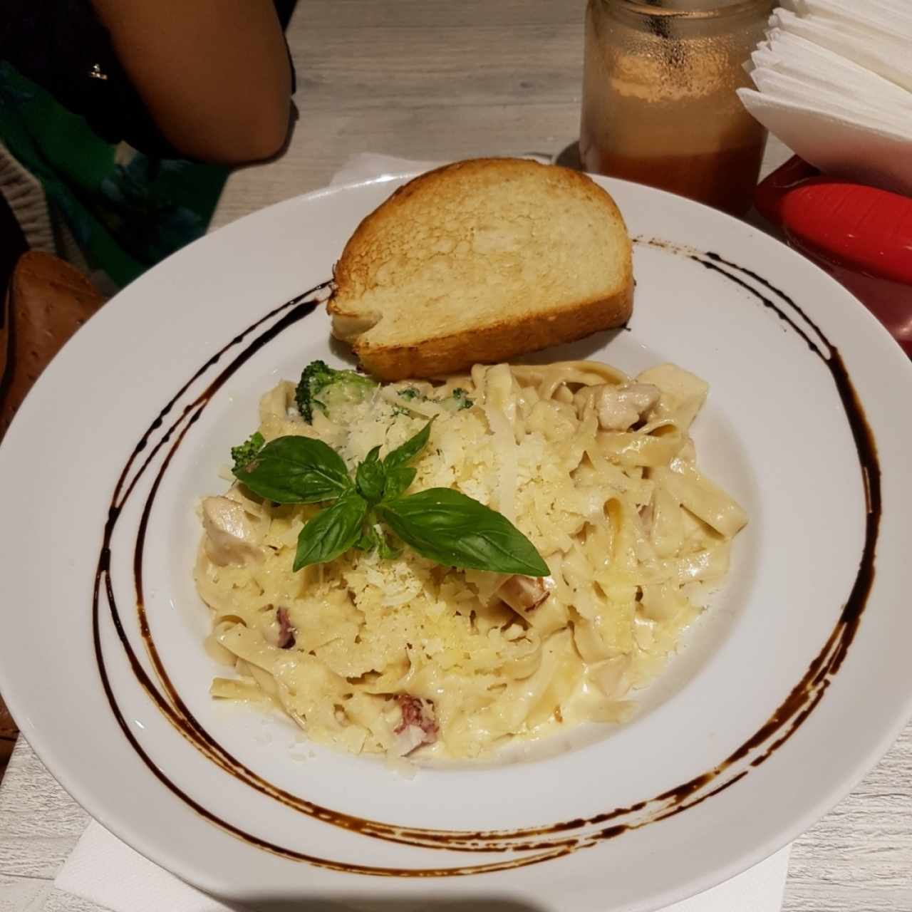 pasta carbonara