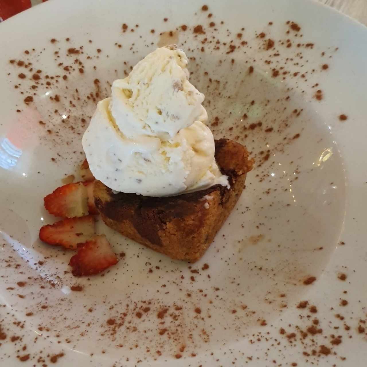 Brownie con helado