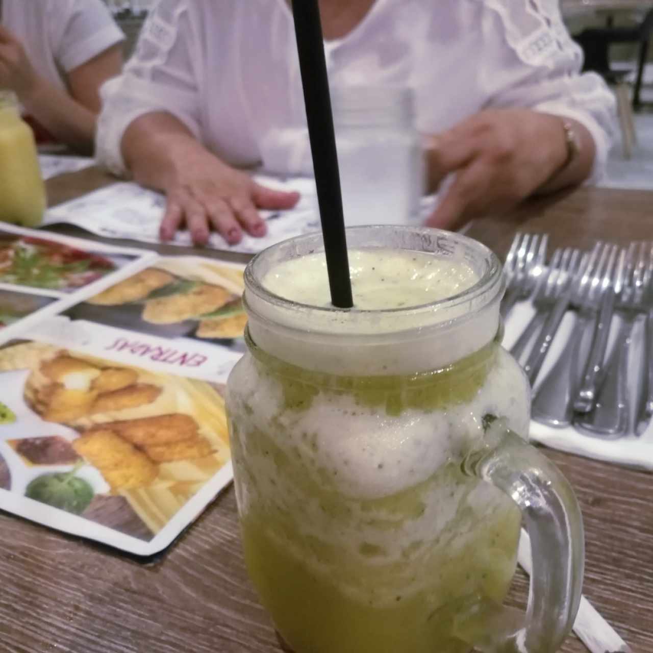 Hierbabuena con Piña