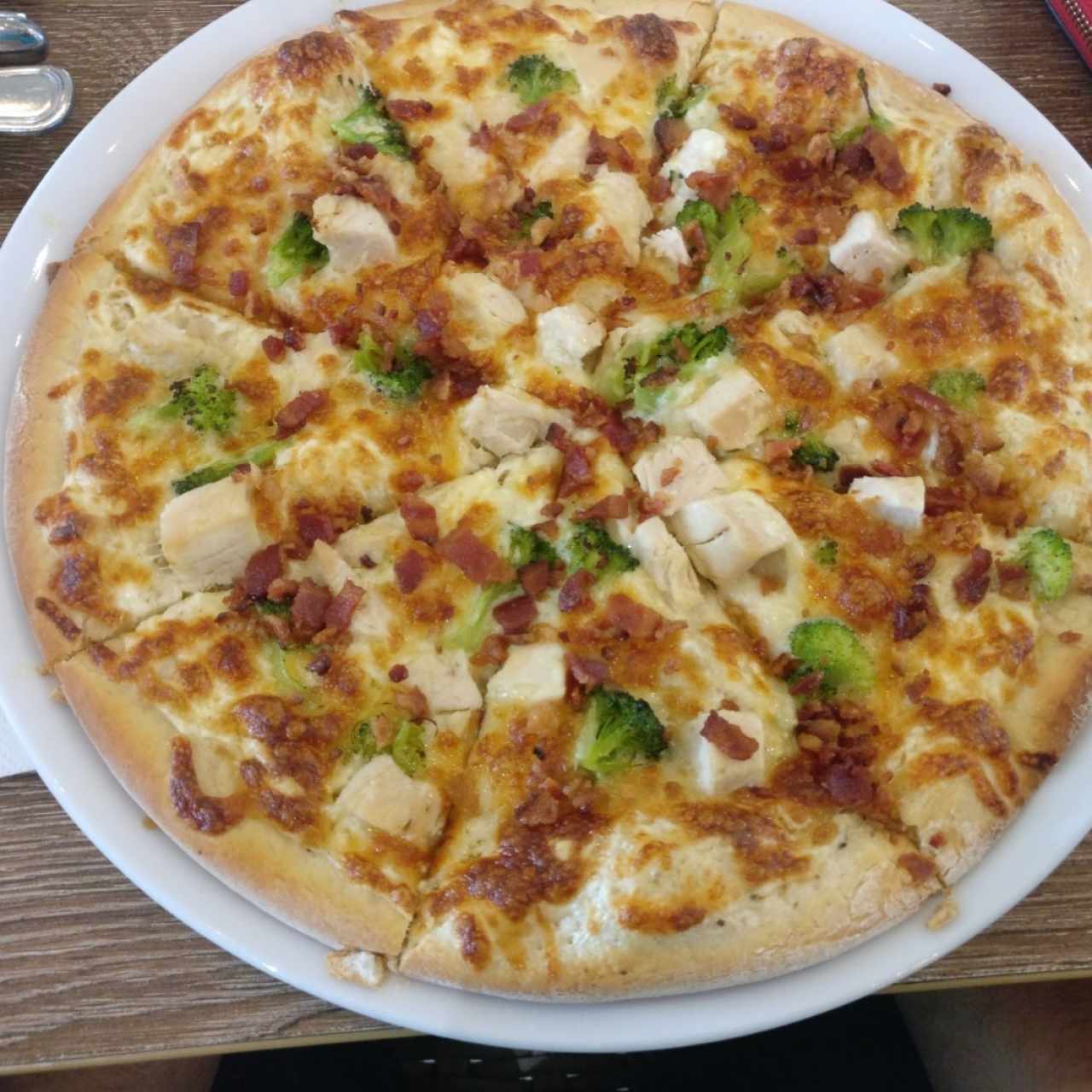 Pizza Carbonara