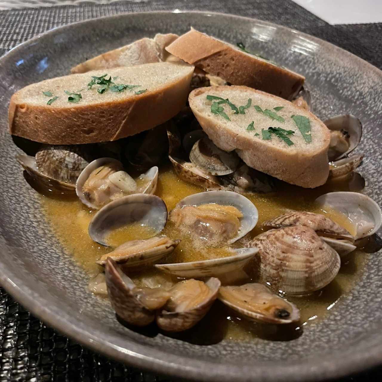 Vongole a la Pescatora