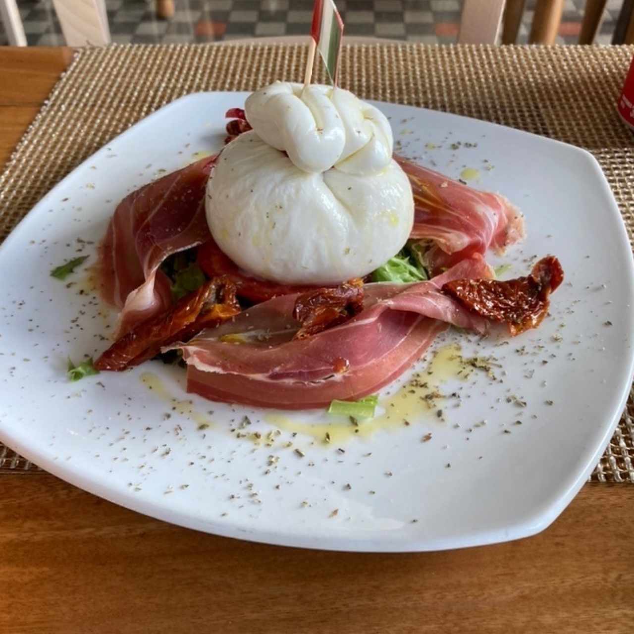 Ensalada burrata