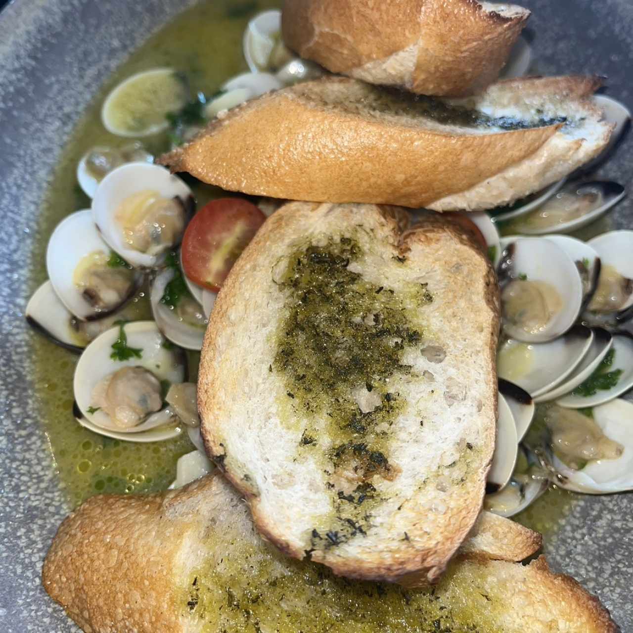 Vongole a la Pescatora