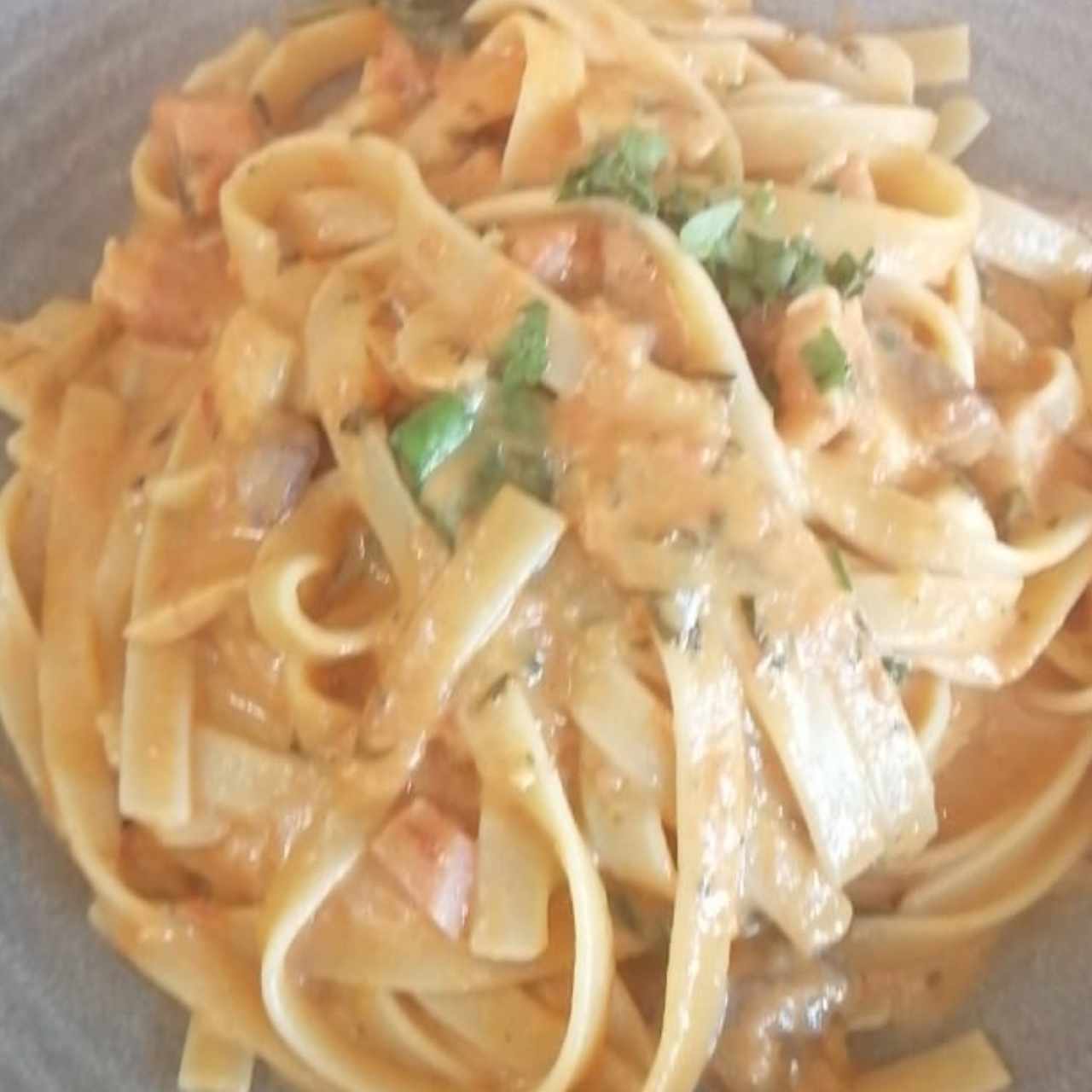 Fetuccini con Filete