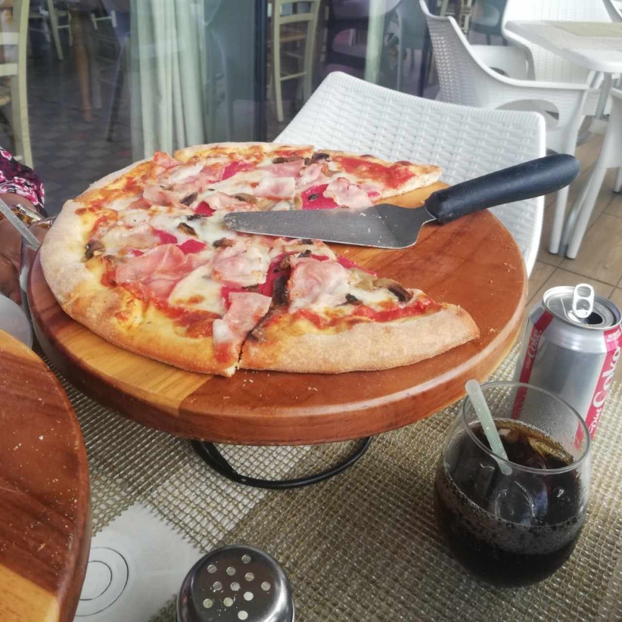 Pizza Mediterránea