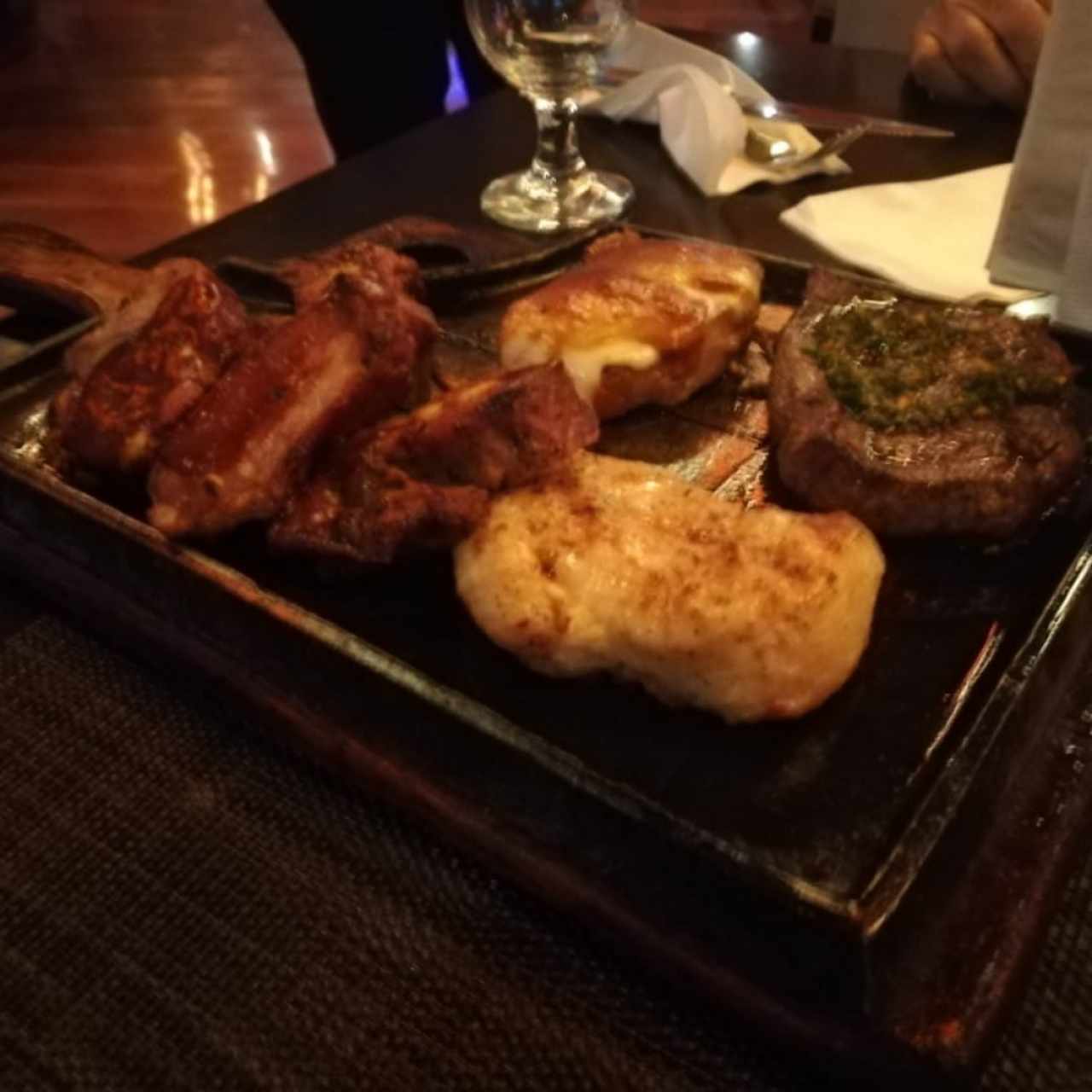 Parrillada Leños