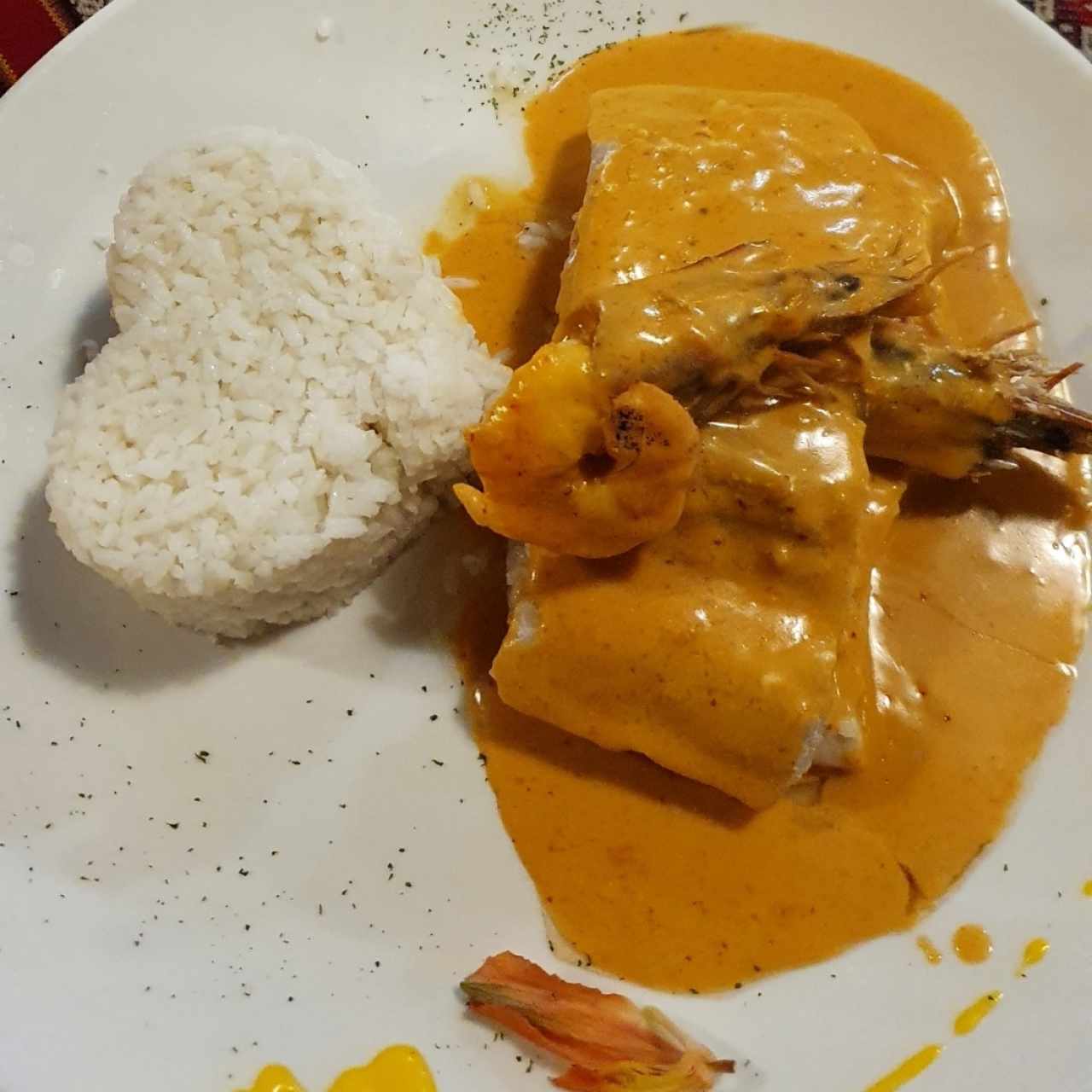 Corvina Rellena de Langostinos