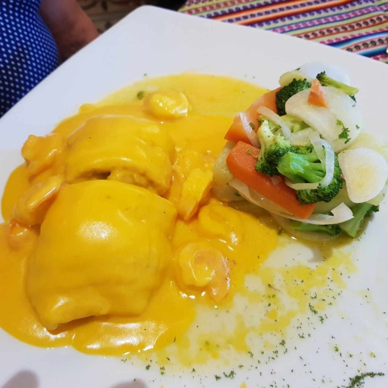 filete de Corvina relleno de camarones 