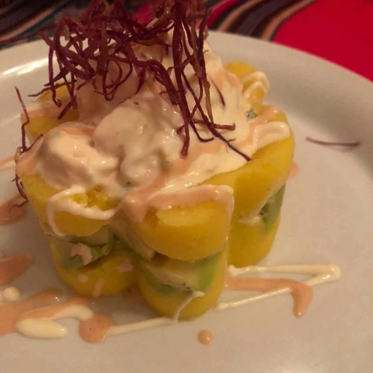 causa limeña de langostinos