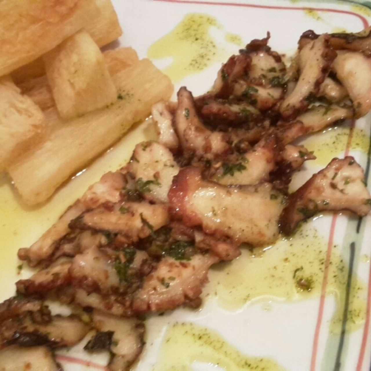 pulpo al ajillo