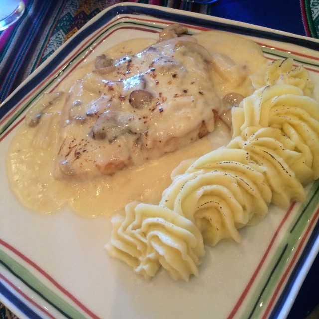 Corvina a la limeña