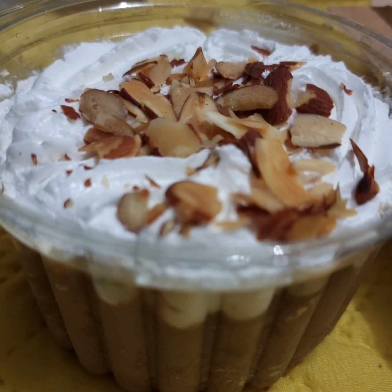 tres leches de café con almendras