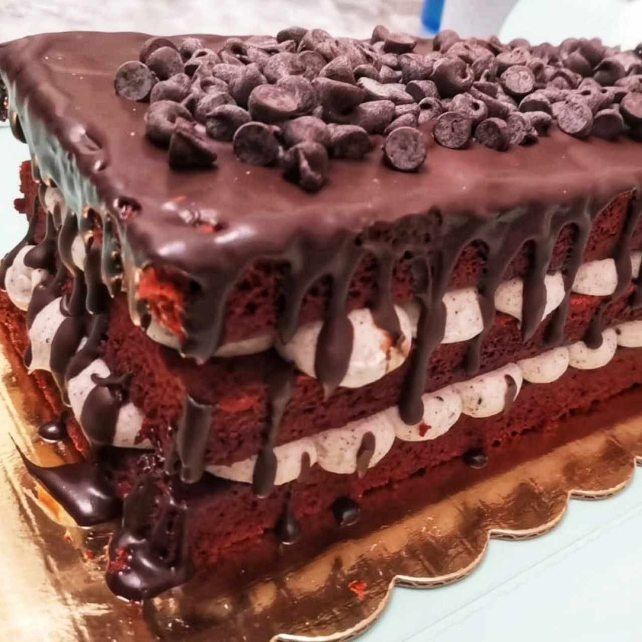 • Cake de Red velvet con oreo •