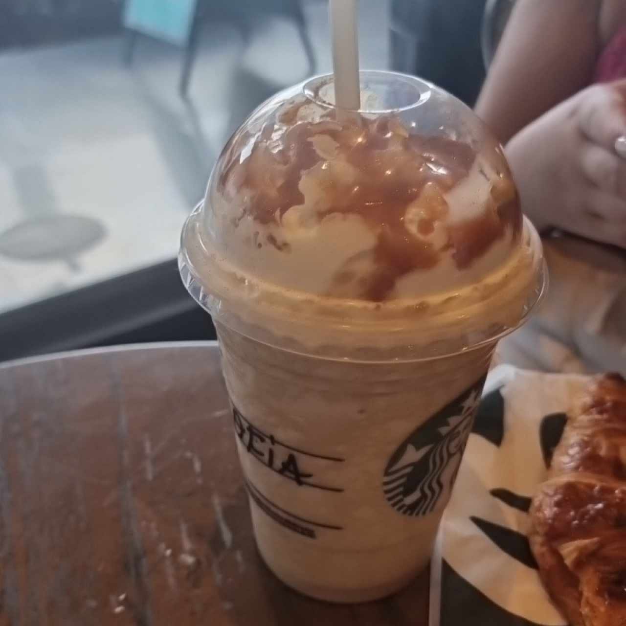 avellana caramelo frappucino