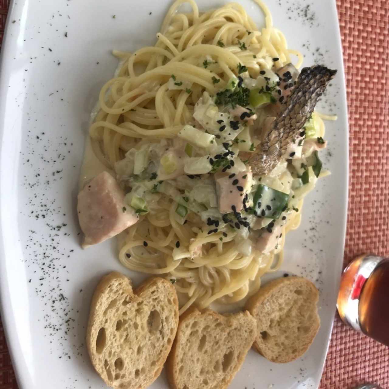 Spaghetti con salmón